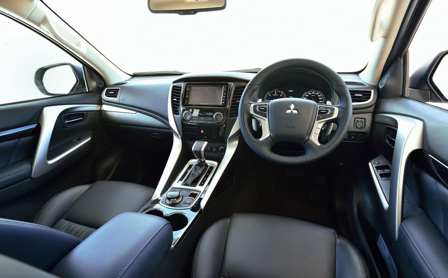  Mitsubishi Pajero Sport 2015 года  (TH) (фото 30 из 46)